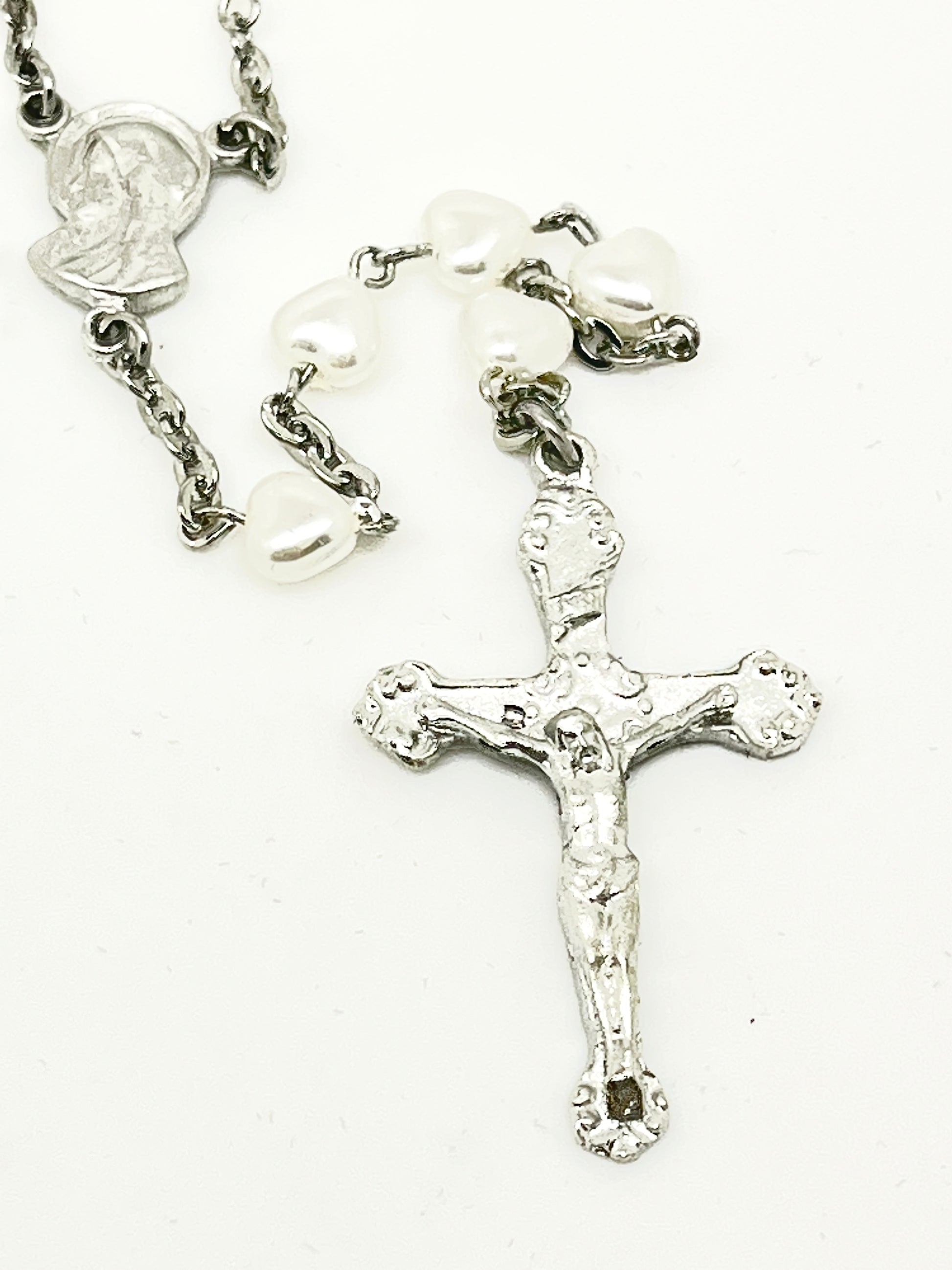 Madonna White Heart  Bead Rosary 6mm - Unique Catholic Gifts