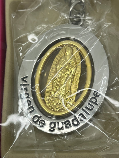 Virgen de Guadalupe llavero de dos tonos - Unique Catholic Gifts