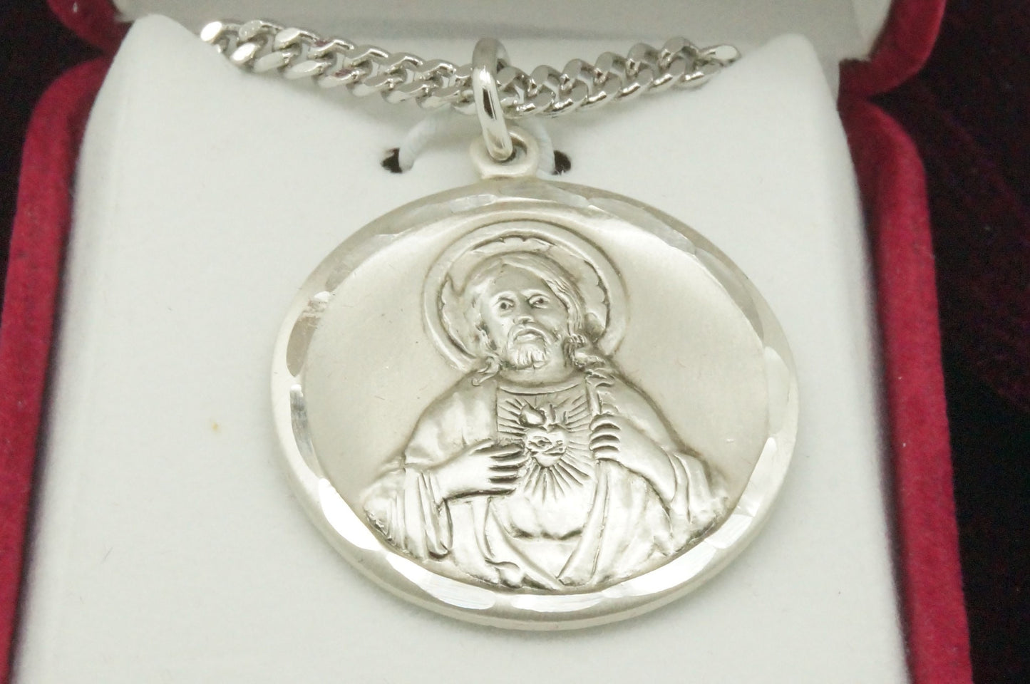 Silver Sacred Heart of Jesus and Virgen Mary in the other side with chain. - Unique Catholic Gifts