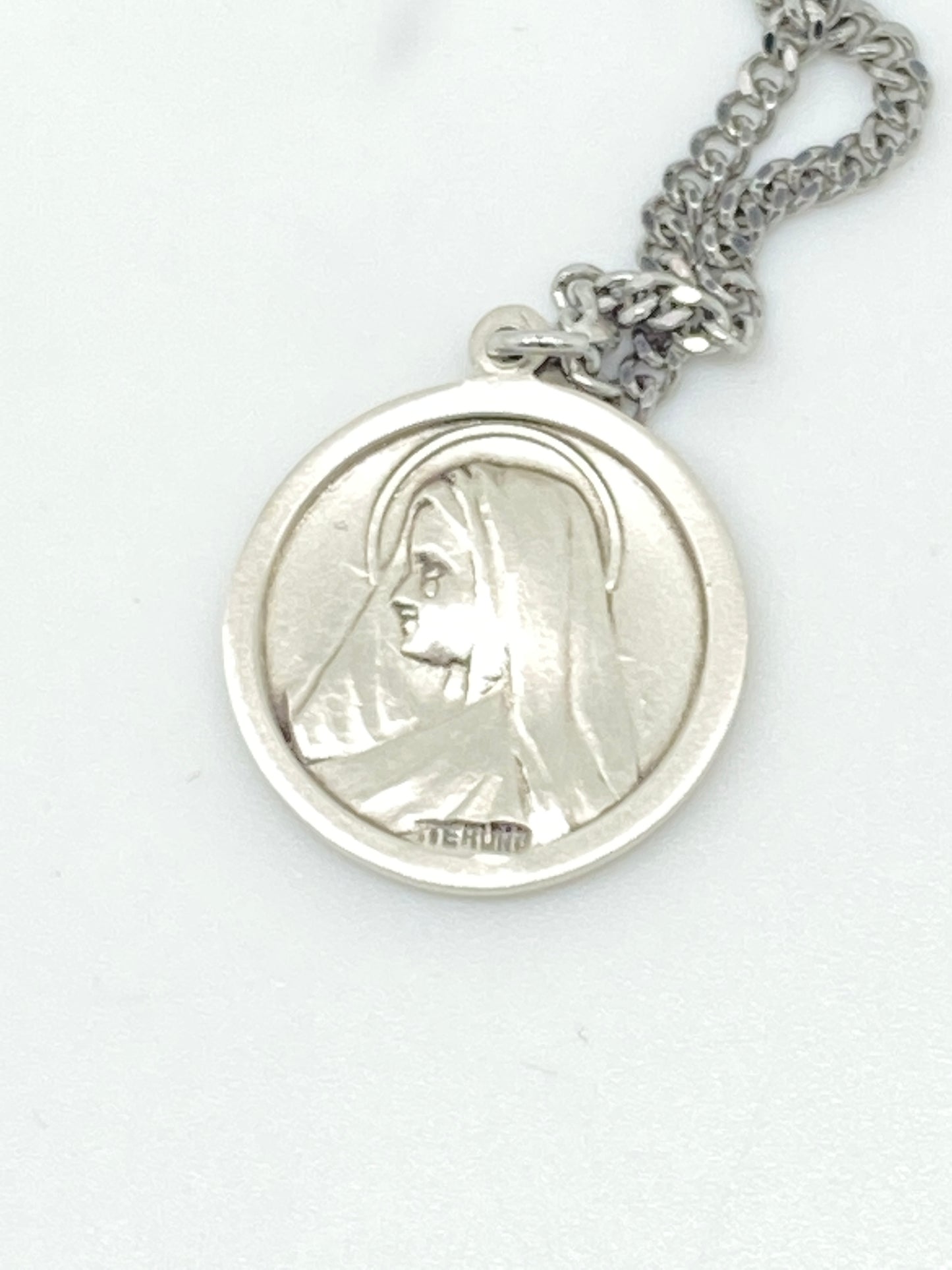 Sterling Silver Holy Face of Christ Scapular Round Medal 3/4" - Unique Catholic Gifts