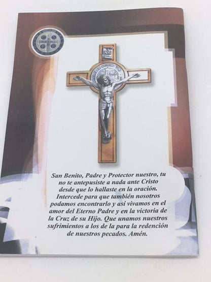 Libro de Novena, Cruz y Medalla de San Benito - Unique Catholic Gifts