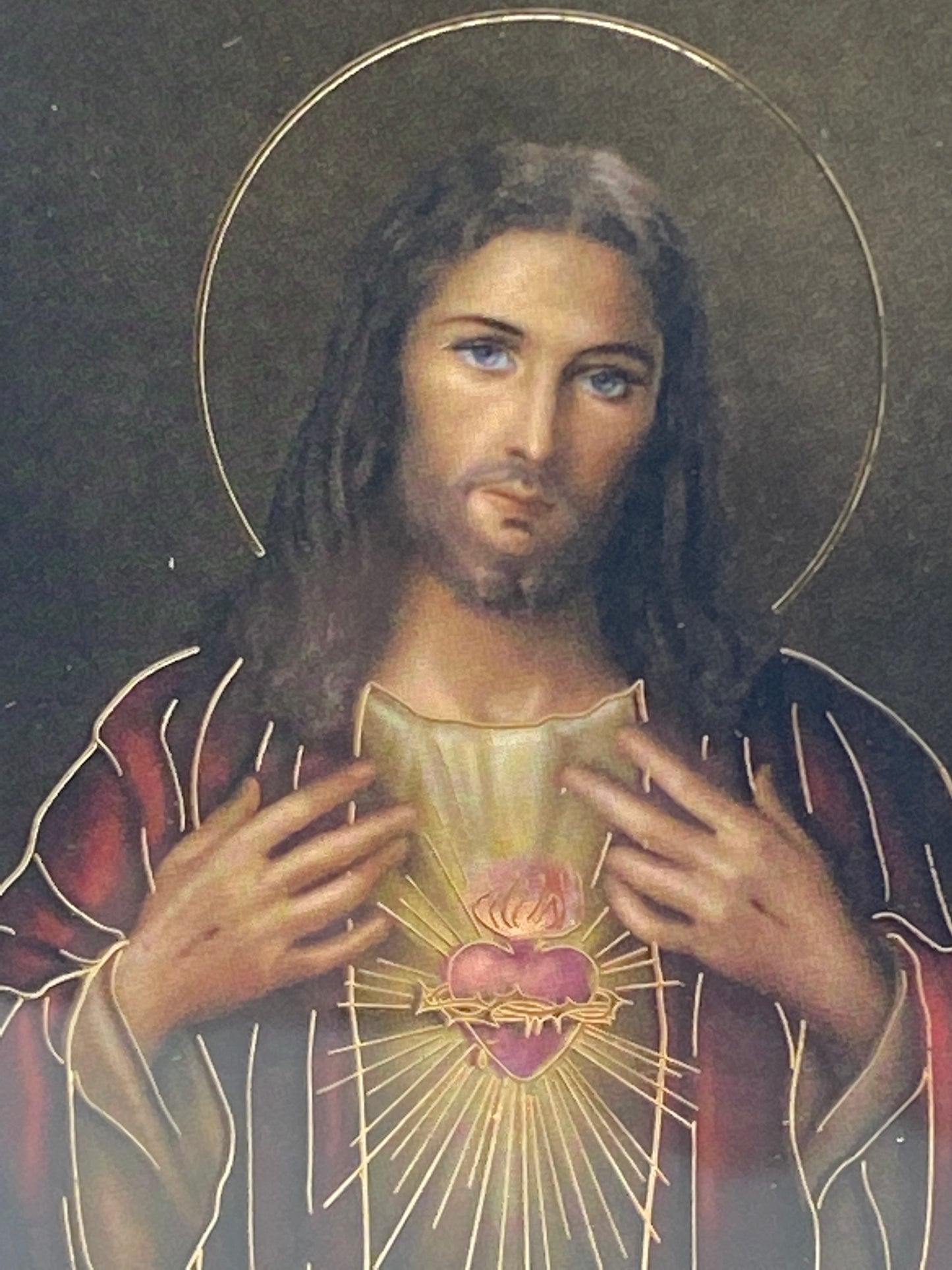 The Sacred Heart of Jesus in a Matted Gold Frame 5 1/4" - Unique Catholic Gifts