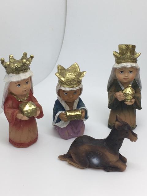 11 Piece Stable and Nativity Set (8") - Unique Catholic Gifts